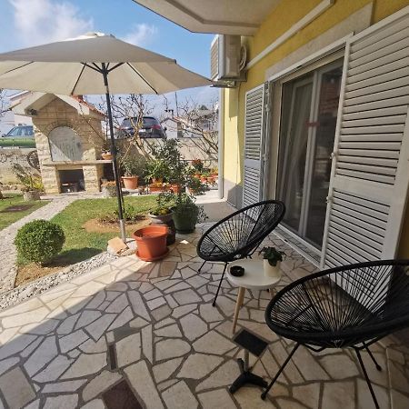 Apartman Kapovic Каштела Экстерьер фото