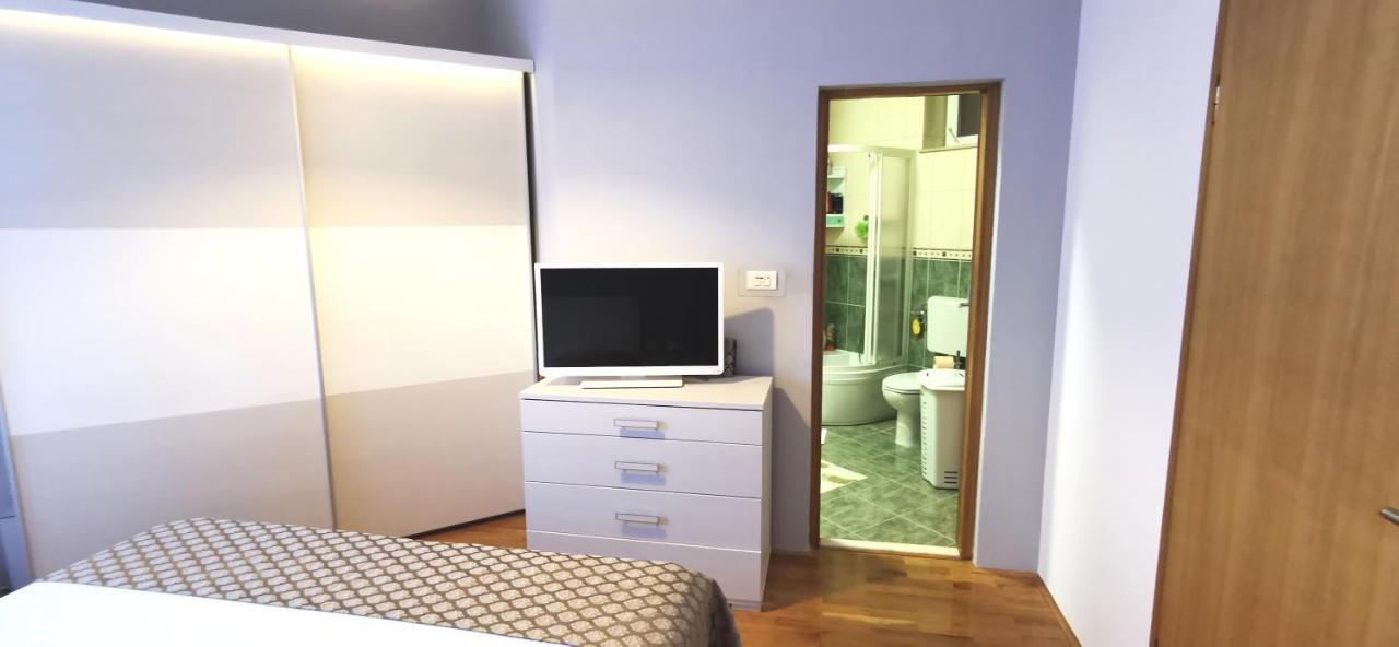 Apartman Kapovic Каштела Экстерьер фото