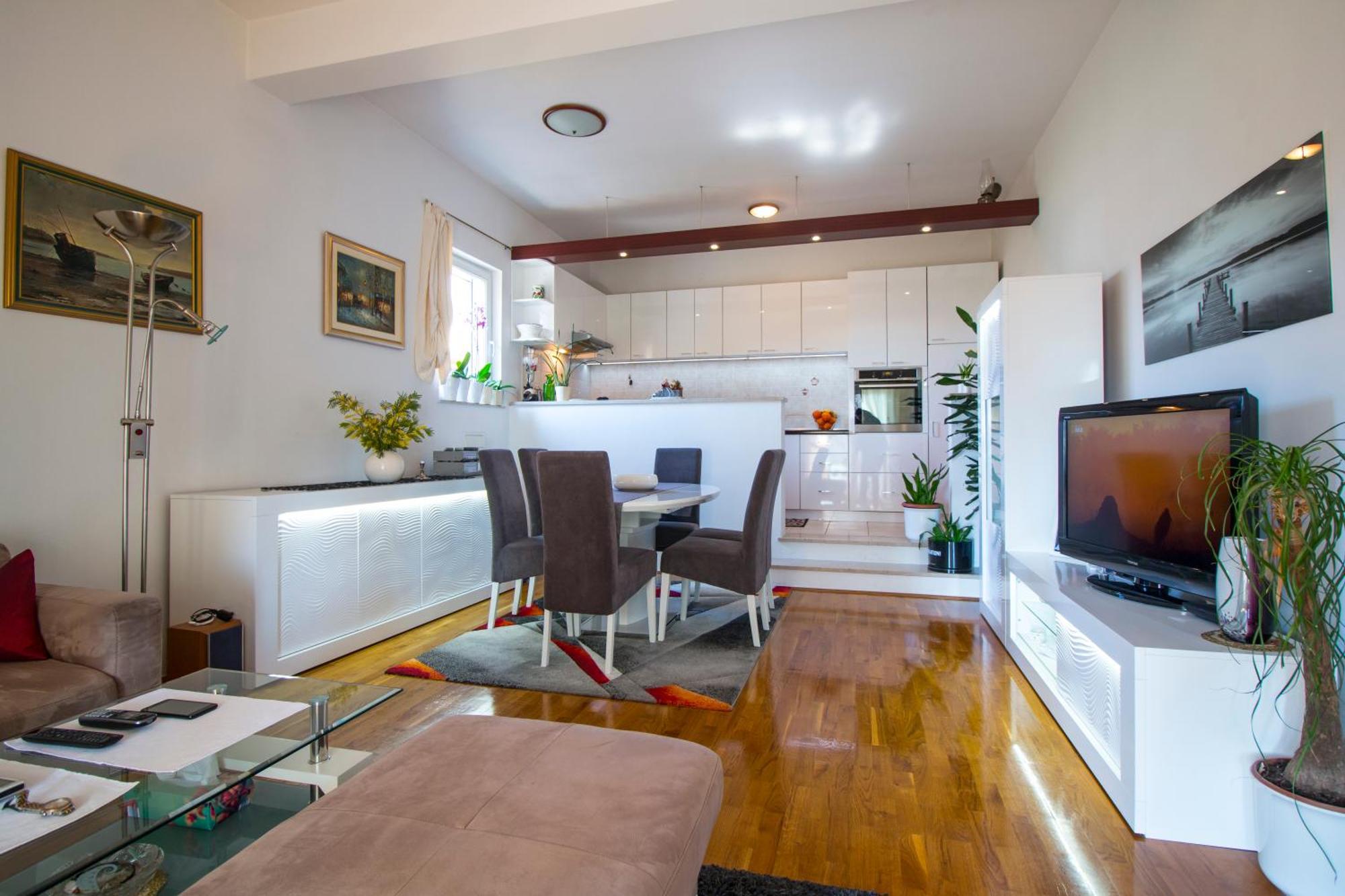 Apartman Kapovic Каштела Экстерьер фото